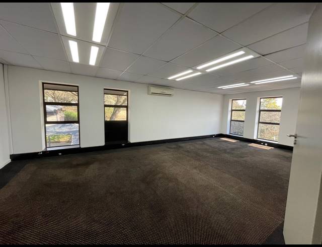 400M² OFFICE TO LET IN HURLINGHAM